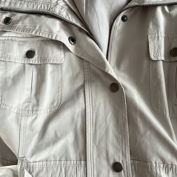 Women lightweight belted jacket - Picture 6 of 7